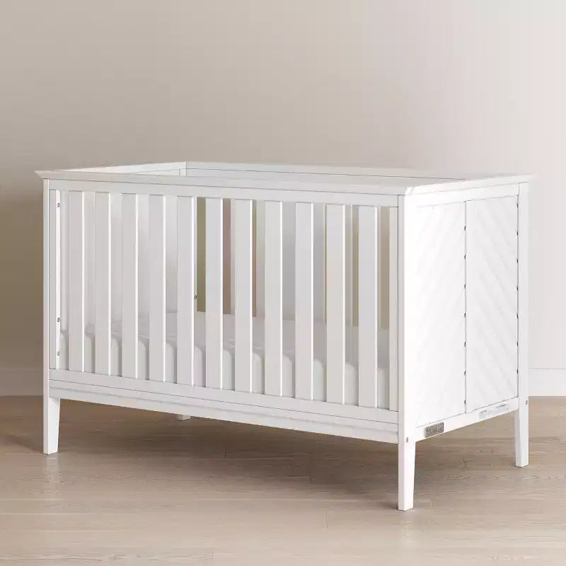 Lit de bébé convertible 3-en-1, se transforme en lit de jour, en lit d'enfant, 3 positions de matelas, non toxique, finition sécuritaire pour bébé