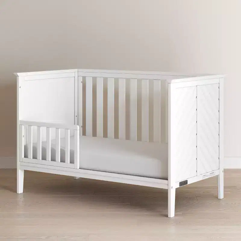 Lit de bébé convertible 3-en-1, se transforme en lit de jour, en lit d'enfant, 3 positions de matelas, non toxique, finition sécuritaire pour bébé
